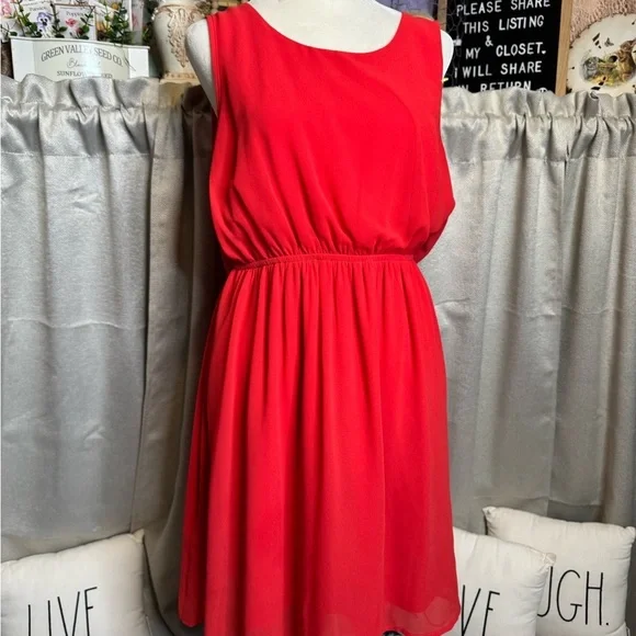 Ya Los Angeles Red Sleeveless Midi Sundress - Picture 2 of 7